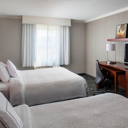 โซเนสตา ซีเลกต์ บอสตัน โลเวลล์ เชล์มสฟอร์ด Hotel ภายนอก รูปภาพ