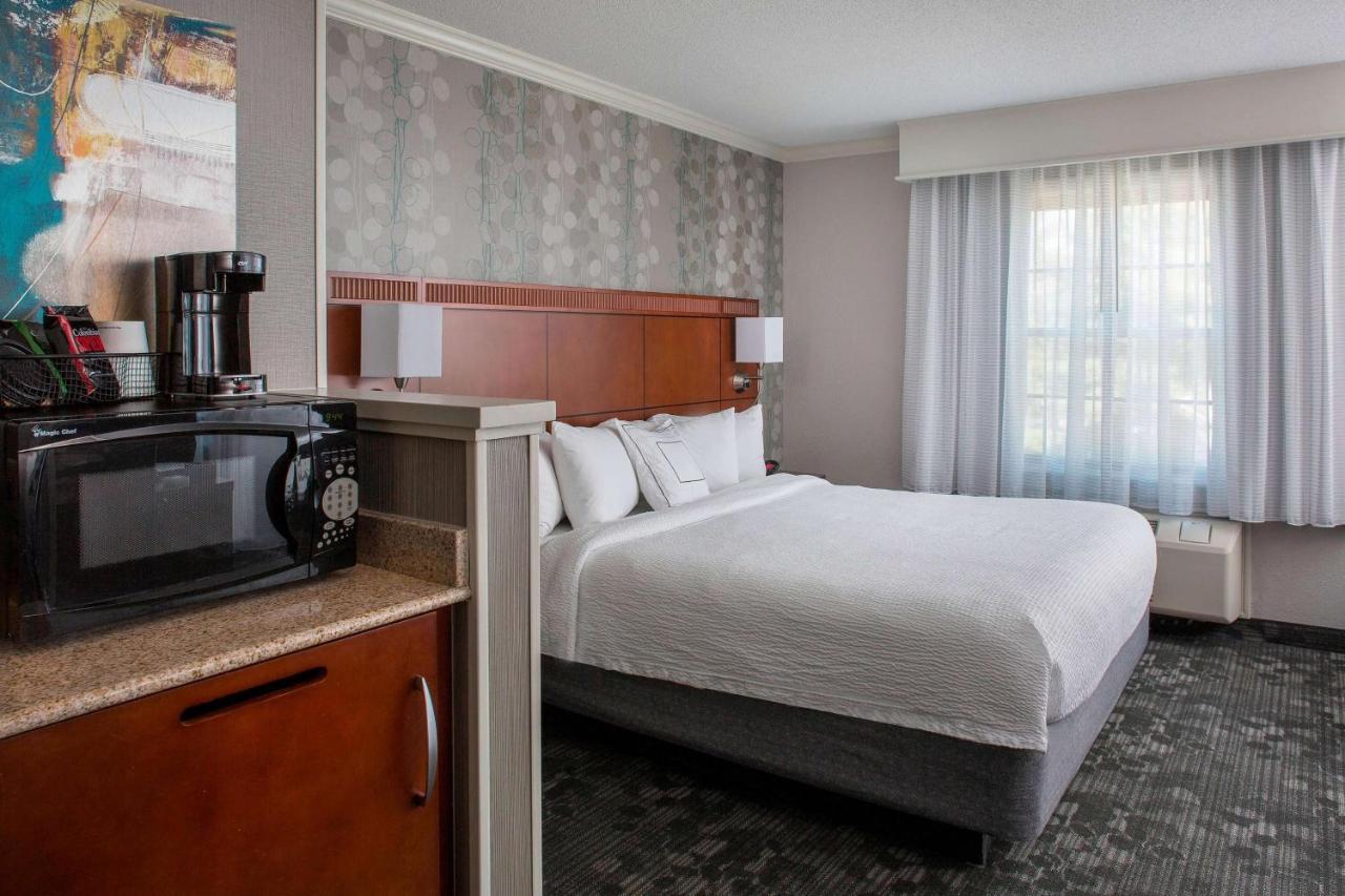 โซเนสตา ซีเลกต์ บอสตัน โลเวลล์ เชล์มสฟอร์ด Hotel ภายนอก รูปภาพ